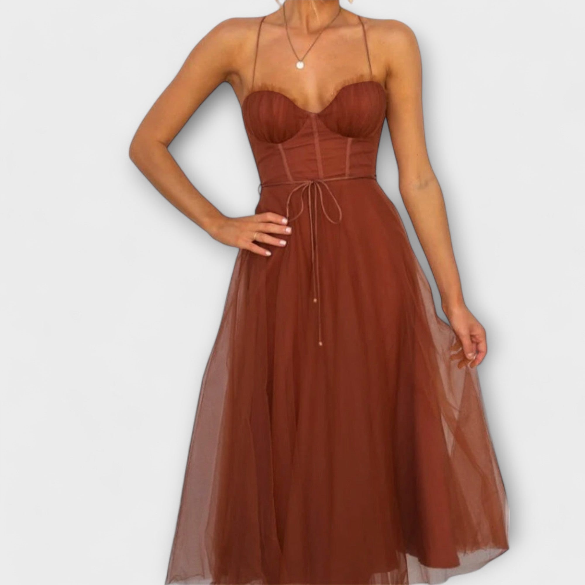 Nowoczesna szyfonowa sukienka księżniczki