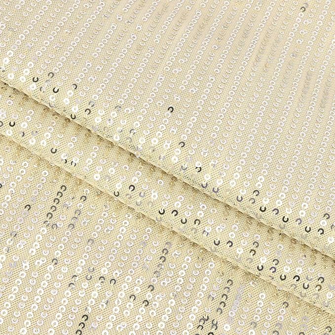 Luźna mini sukienka na imprezę