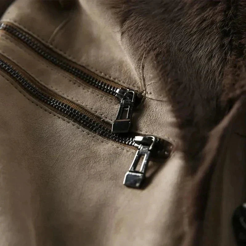 Kurtka jagnięca z futrzanym kołnierzem