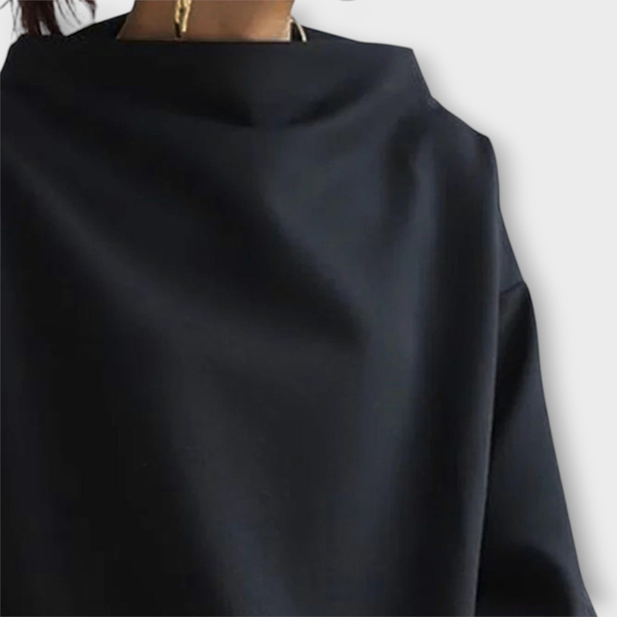 Noelle - Ponadczasowy sweter damski z dzianiny