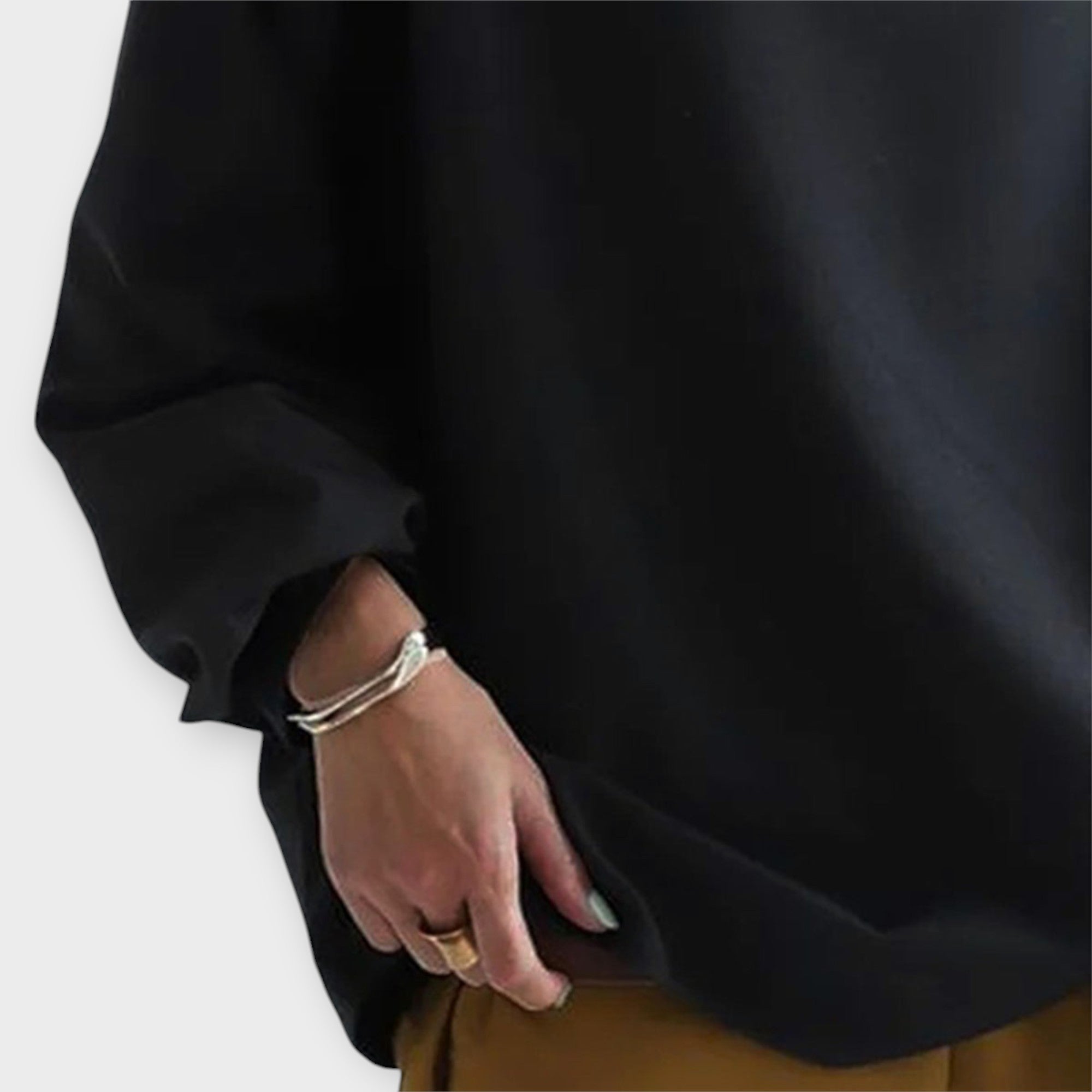 Noelle - Ponadczasowy sweter damski z dzianiny