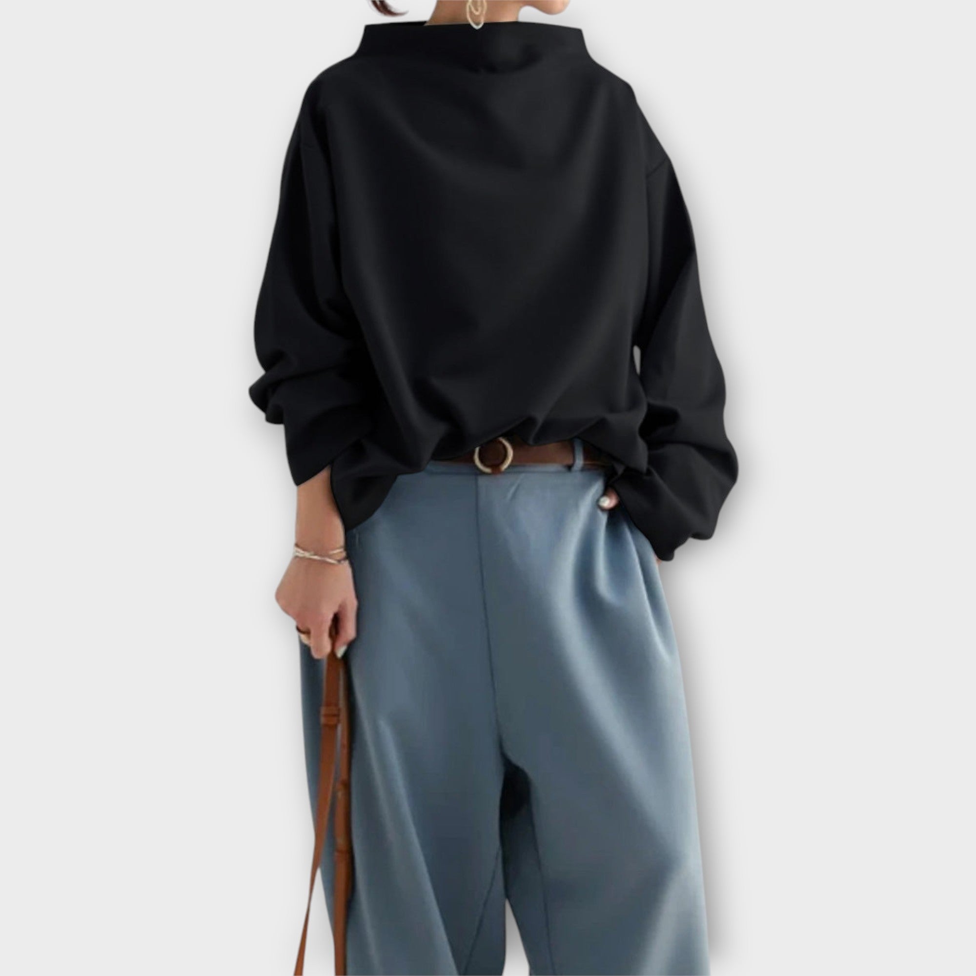 Noelle - Ponadczasowy sweter damski z dzianiny