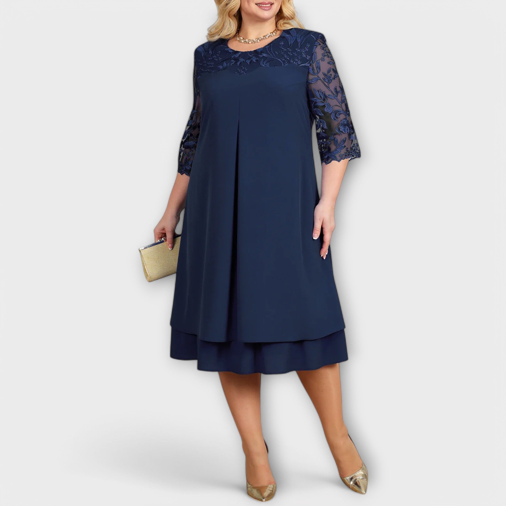 Oversizowa haftowana sukienka bankietowa