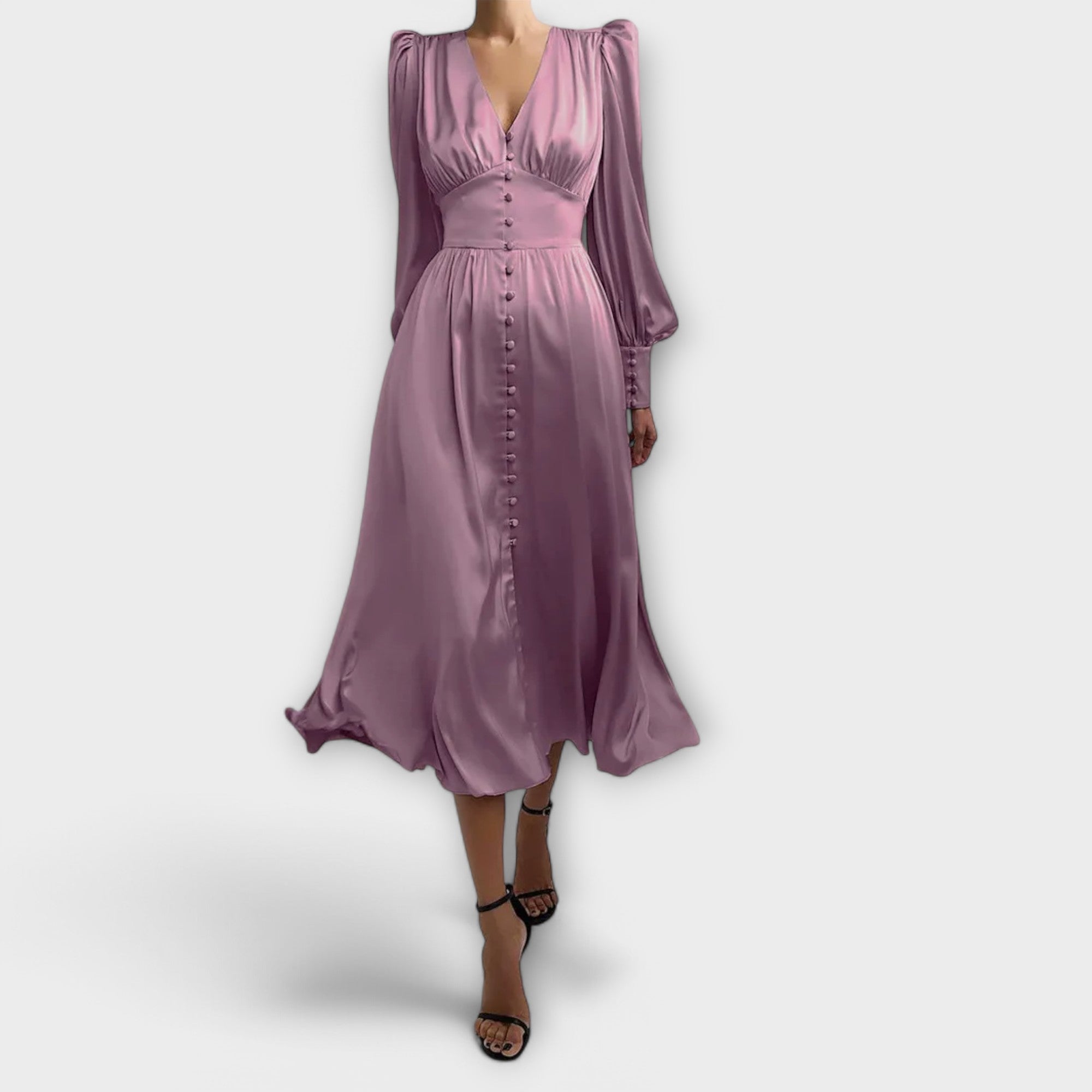 Długa satynowa sukienka z bufiastymi rękawami