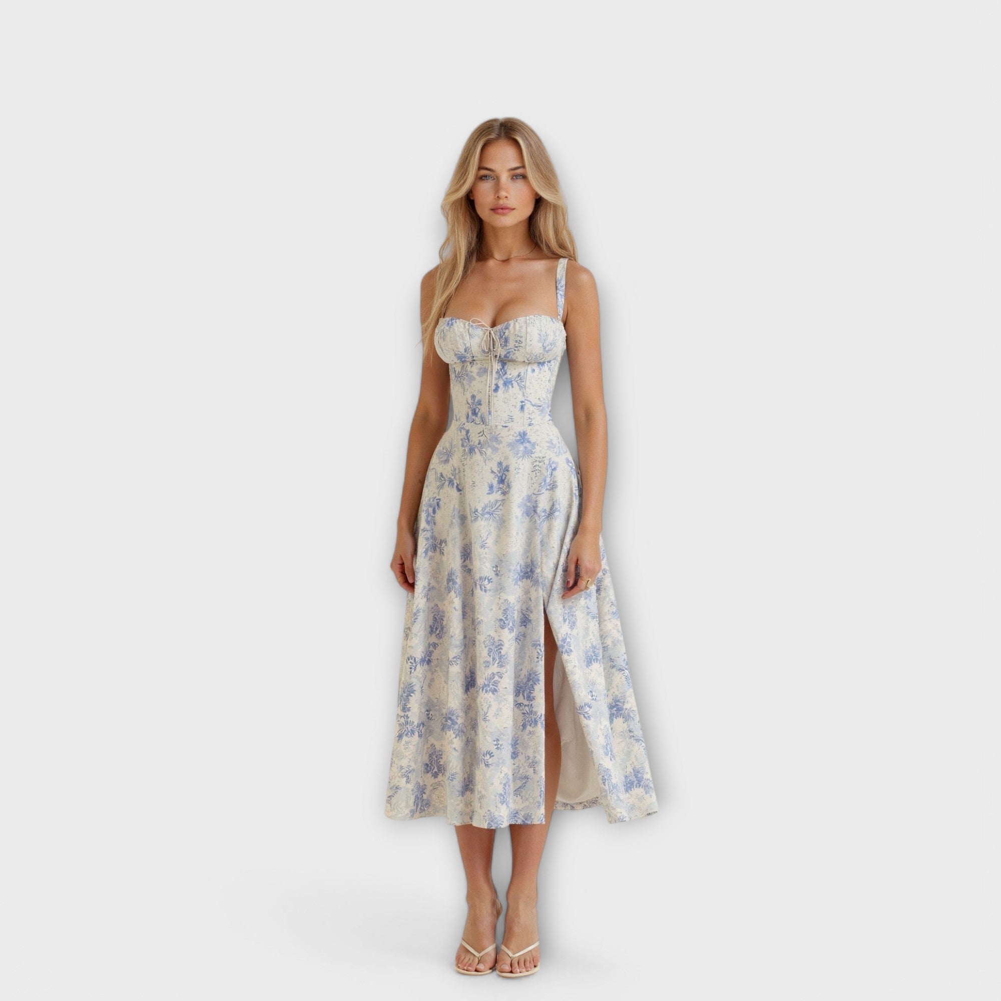 Damska sukienka z dekoltem w serek. Elegancka letnia sukienka