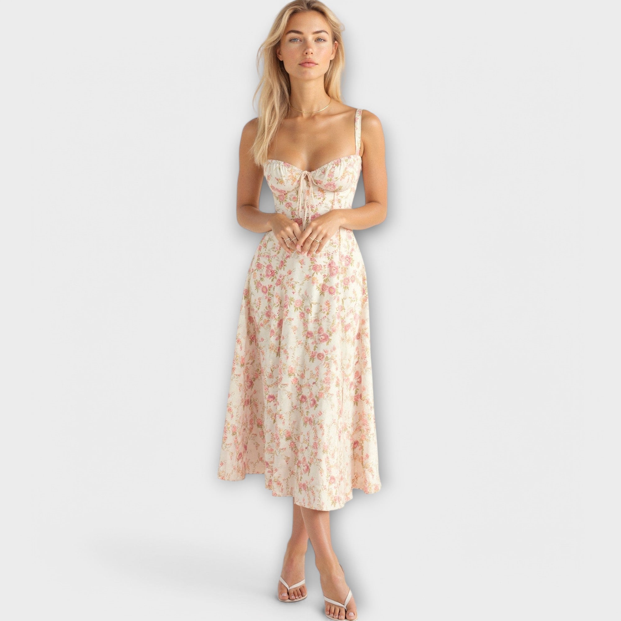 Damska sukienka z dekoltem w serek. Elegancka letnia sukienka